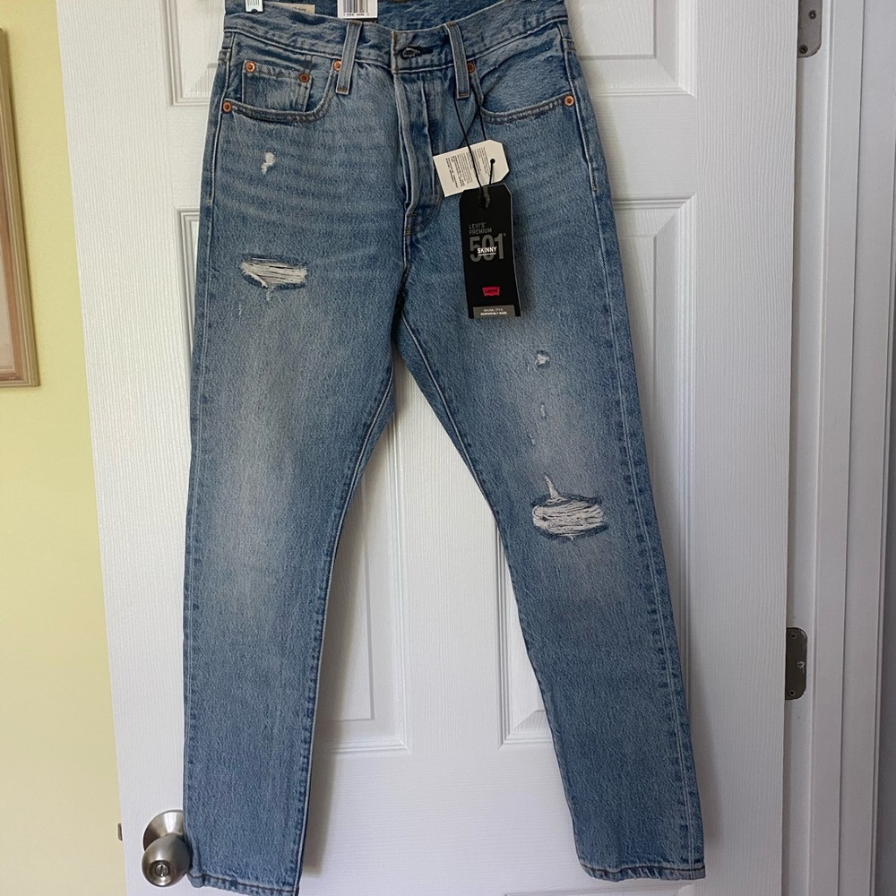 NWT Levi’s 501 size 25x28